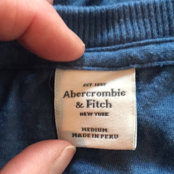 A&F long sleeve t-shirt - Picture 4 of 4